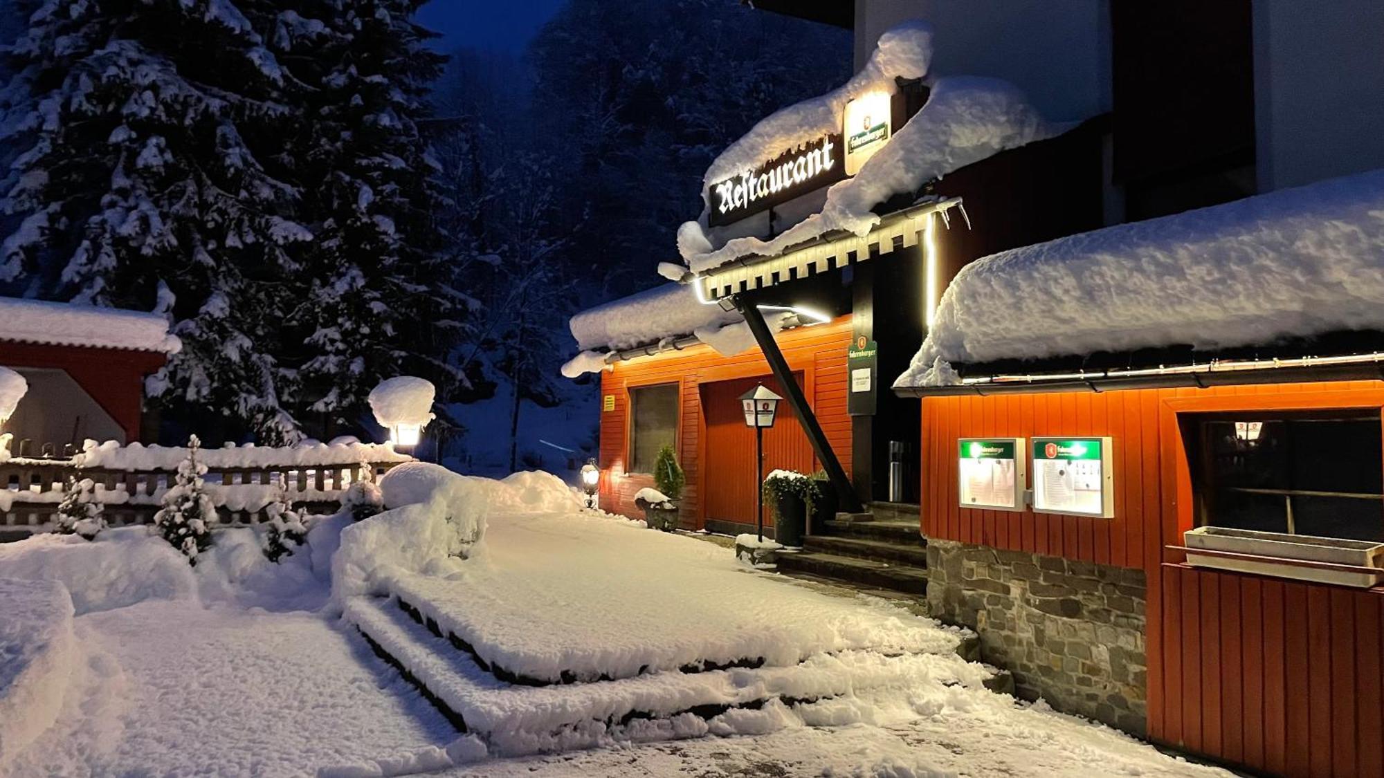 Gasthof Paluda - Pizzeria Dalaas Exterior photo